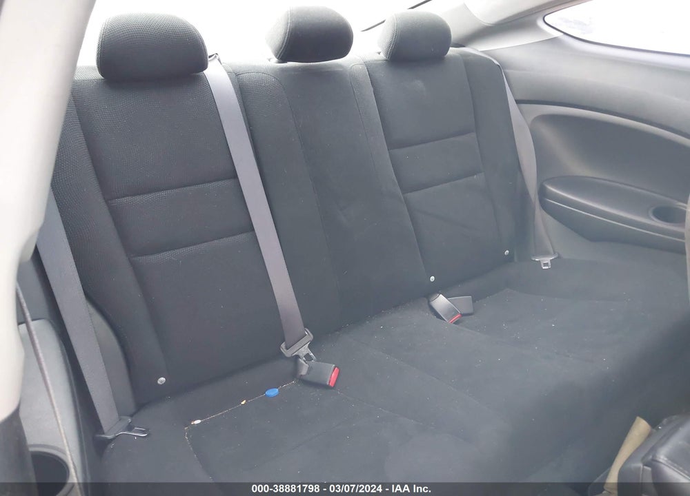 2009 HONDA ACCORD 2.4 EX VIN: 1HGCS127X9A018411