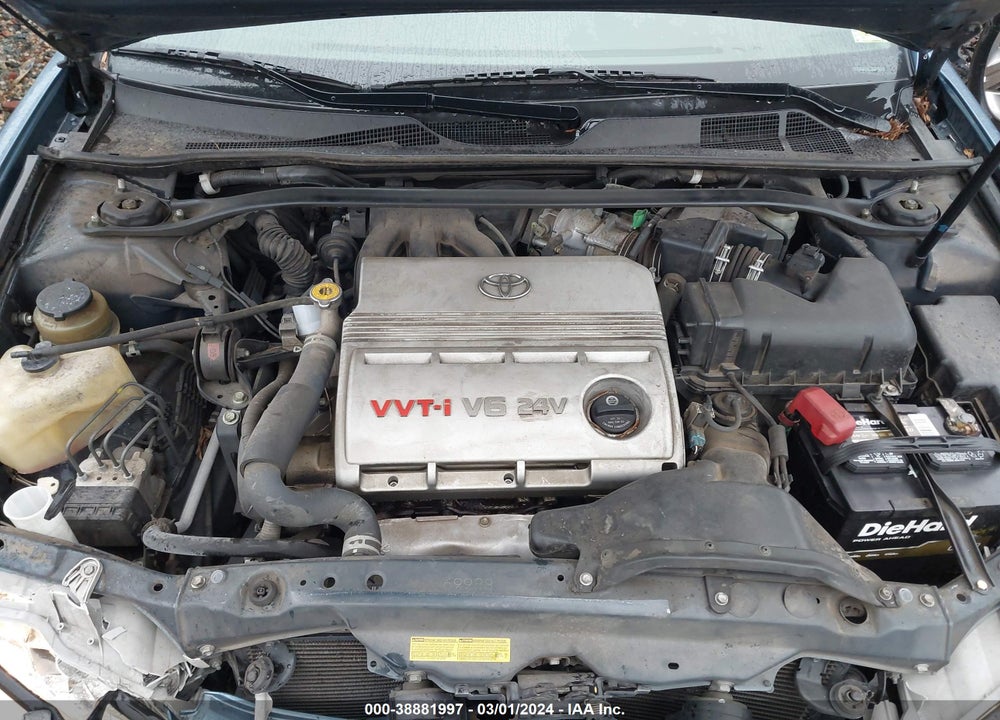 2004 TOYOTA CAMRY XLE V6 VIN: JTDBF32K740154461
