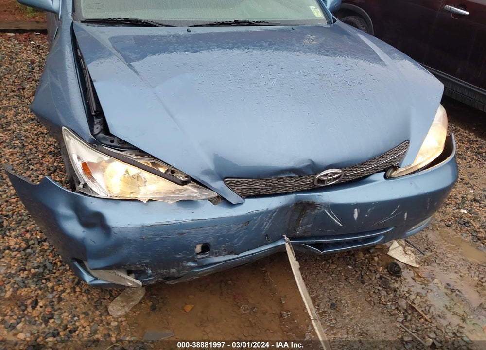 2004 TOYOTA CAMRY XLE V6 VIN: JTDBF32K740154461