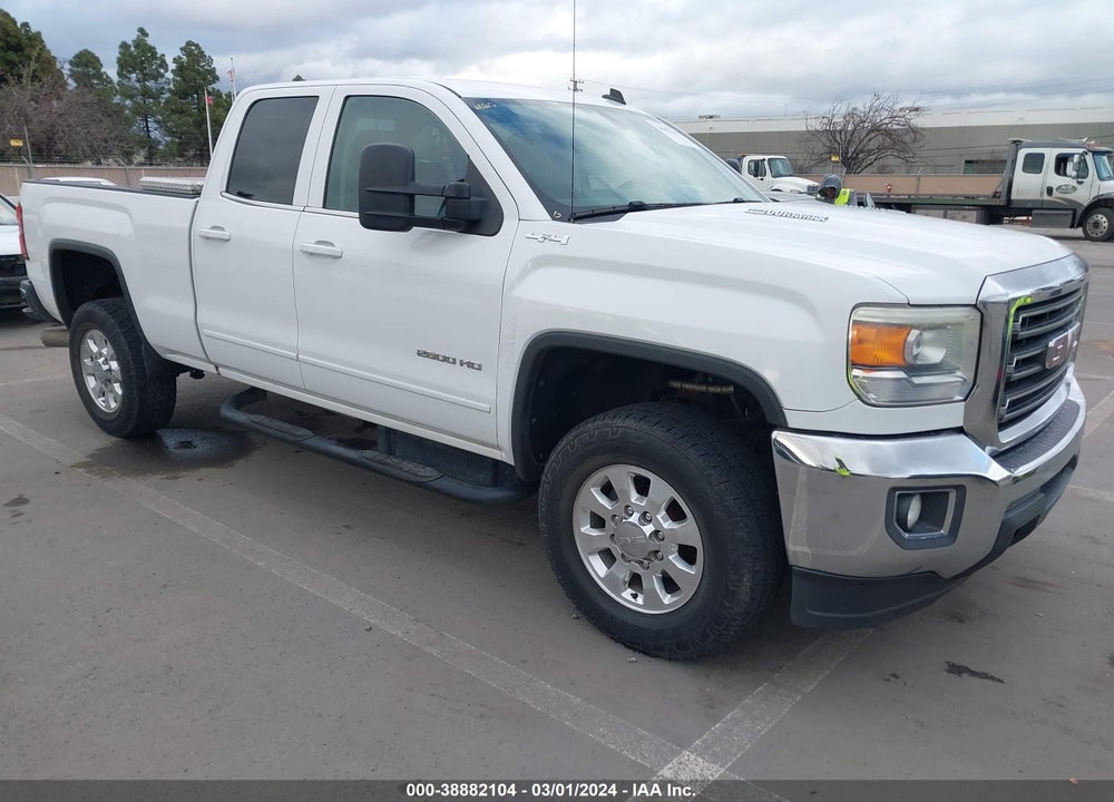 2015 GMC SIERRA 2500HD SLE VIN: 1GT22YE8XFZ111529