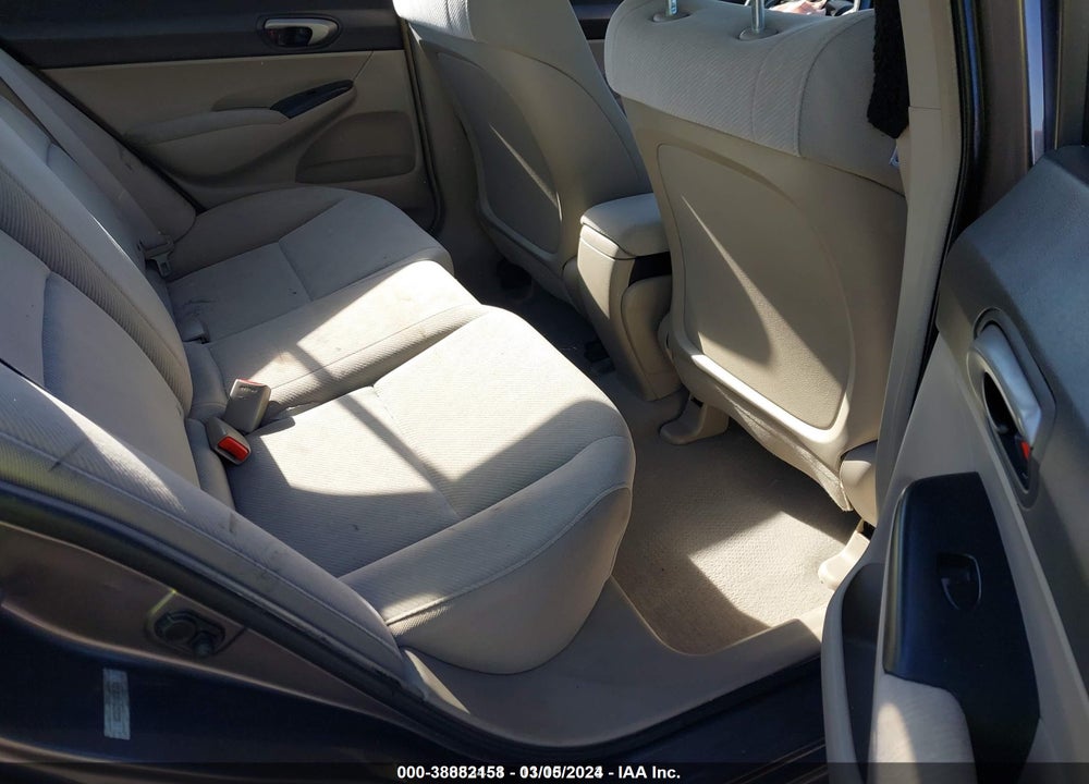 2011 HONDA CIVIC LX VIN: 19XFA1F54BE018561