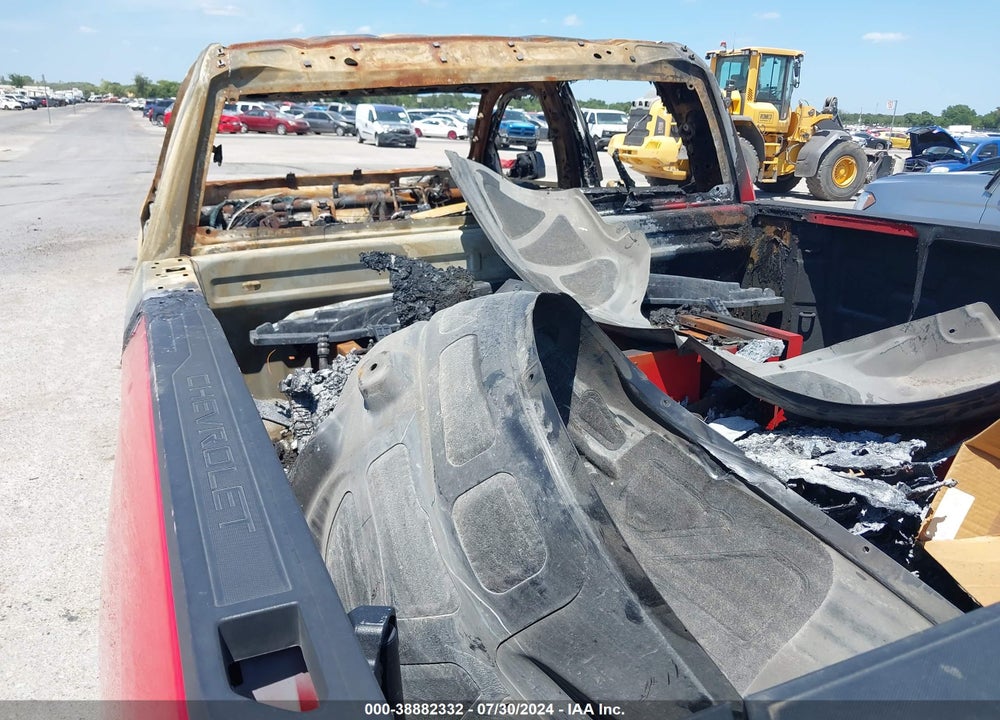2021 CHEVROLET SILVERADO 1500 4WD SHORT BED RST VIN: 3GCUYEET6MG317034