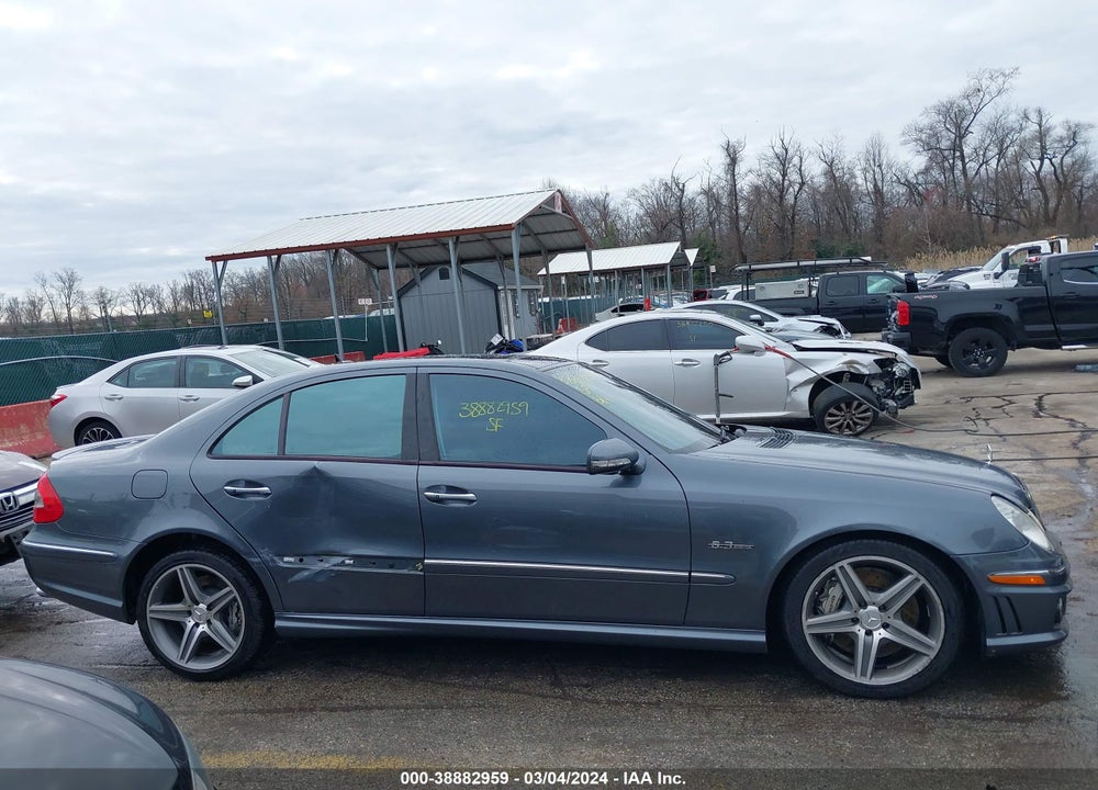 2007 MERCEDES-BENZ E 63 AMG VIN: WDBUF77X37B121579