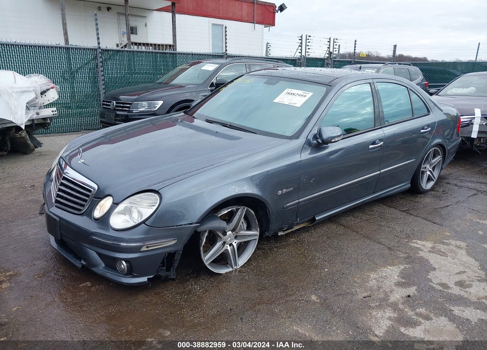 2007 MERCEDES-BENZ E 63 AMG VIN: WDBUF77X37B121579