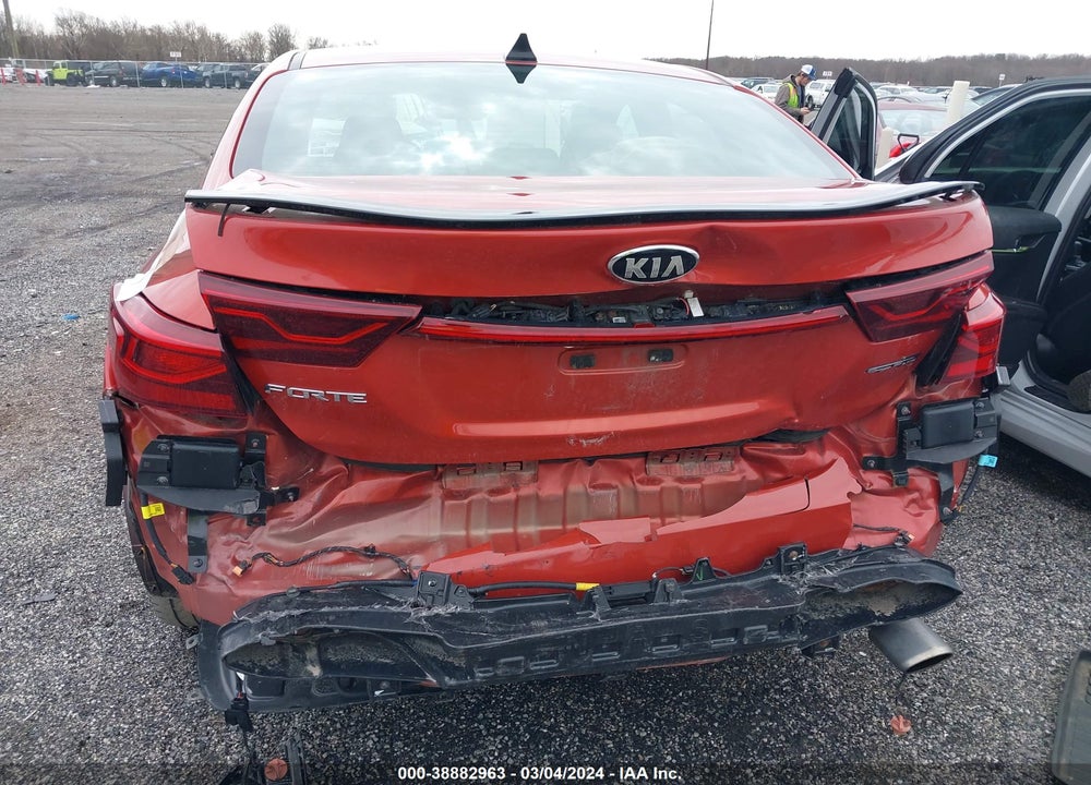 2020 KIA FORTE GT LINE VIN: 3KPF34ADXLE225497