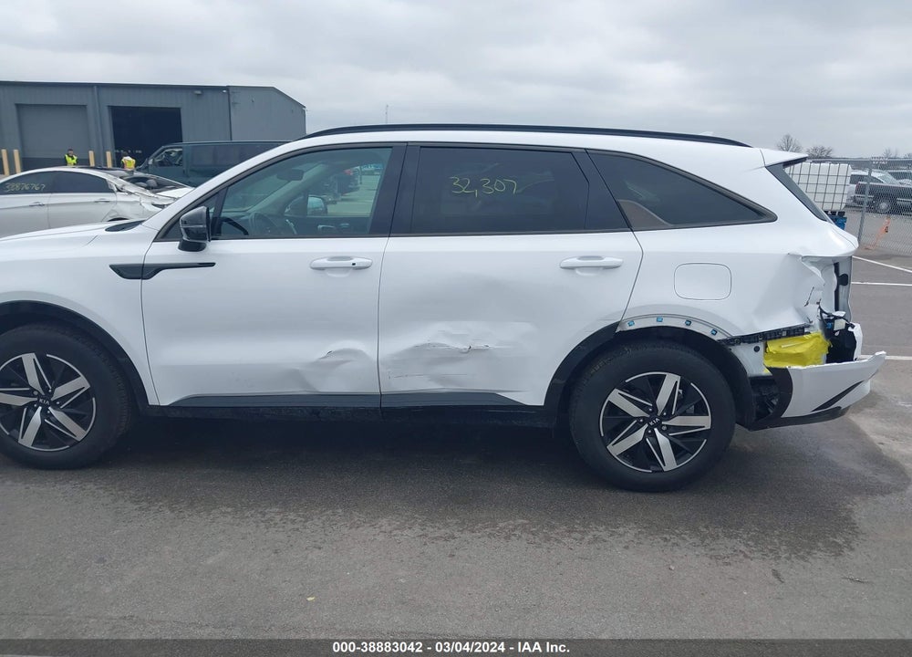 2021 KIA SORENTO S VIN: 5XYRL4LC7MG021083