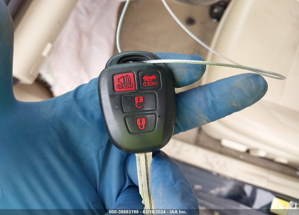 2016 TOYOTA CAMRY VIN: 4T4BF1FK2GR519447