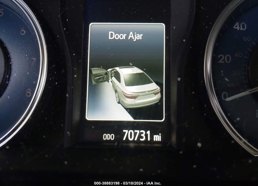 2016 TOYOTA CAMRY VIN: 4T4BF1FK2GR519447