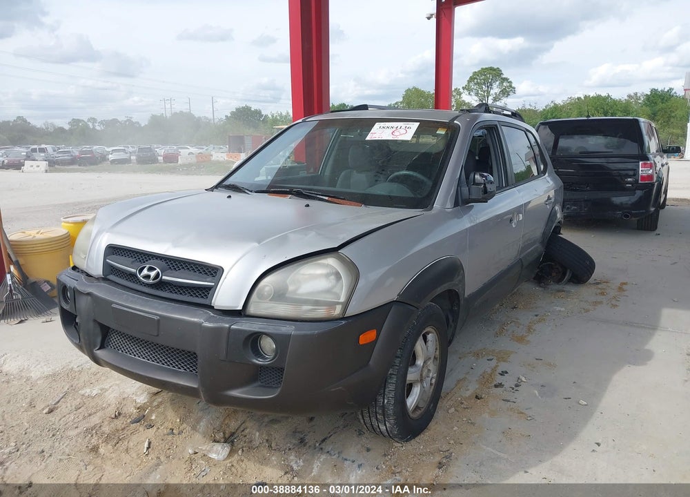 2005 HYUNDAI TUCSON GLS/LX VIN: KM8JN72D15U088387