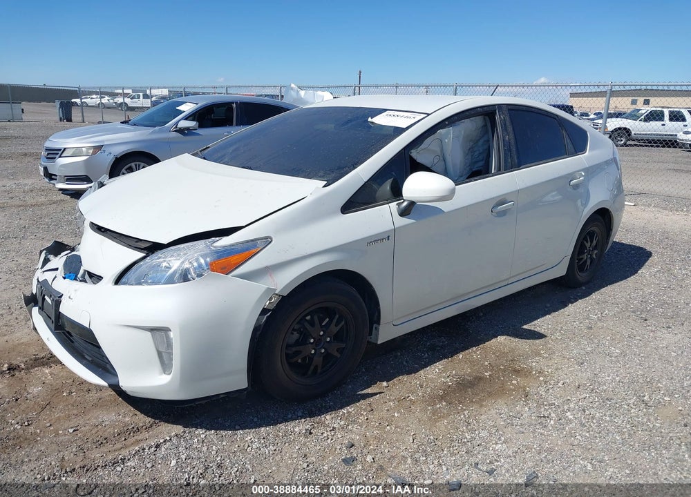 2015 TOYOTA PRIUS TWO VIN: JTDKN3DU4F1933010