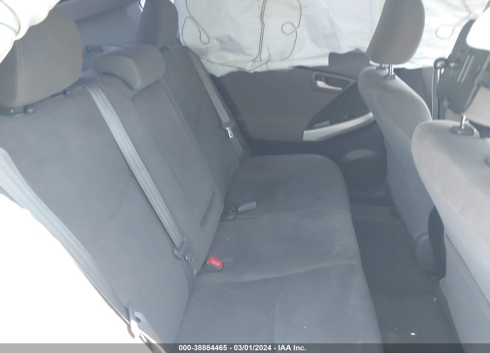 2015 TOYOTA PRIUS TWO VIN: JTDKN3DU4F1933010