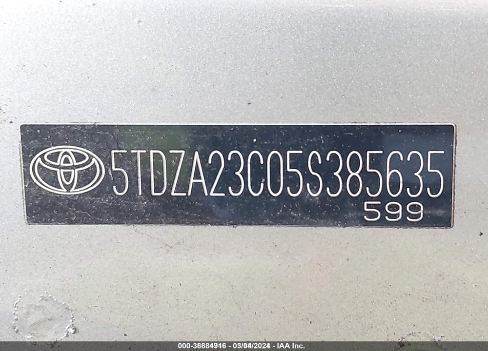 2005 TOYOTA SIENNA LE VIN: 5TDZA23C05S385635
