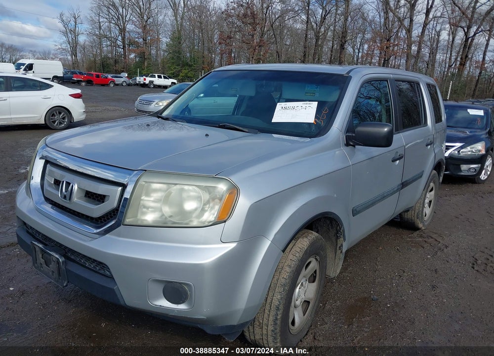 2011 HONDA PILOT LX VIN: 5FNYF4H26BB021423