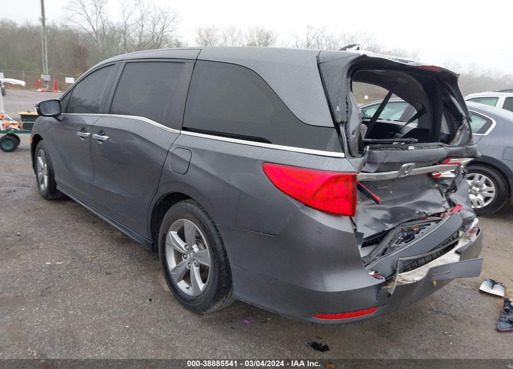 2018 HONDA ODYSSEY EX-L VIN: 5FNRL6H71JB082083