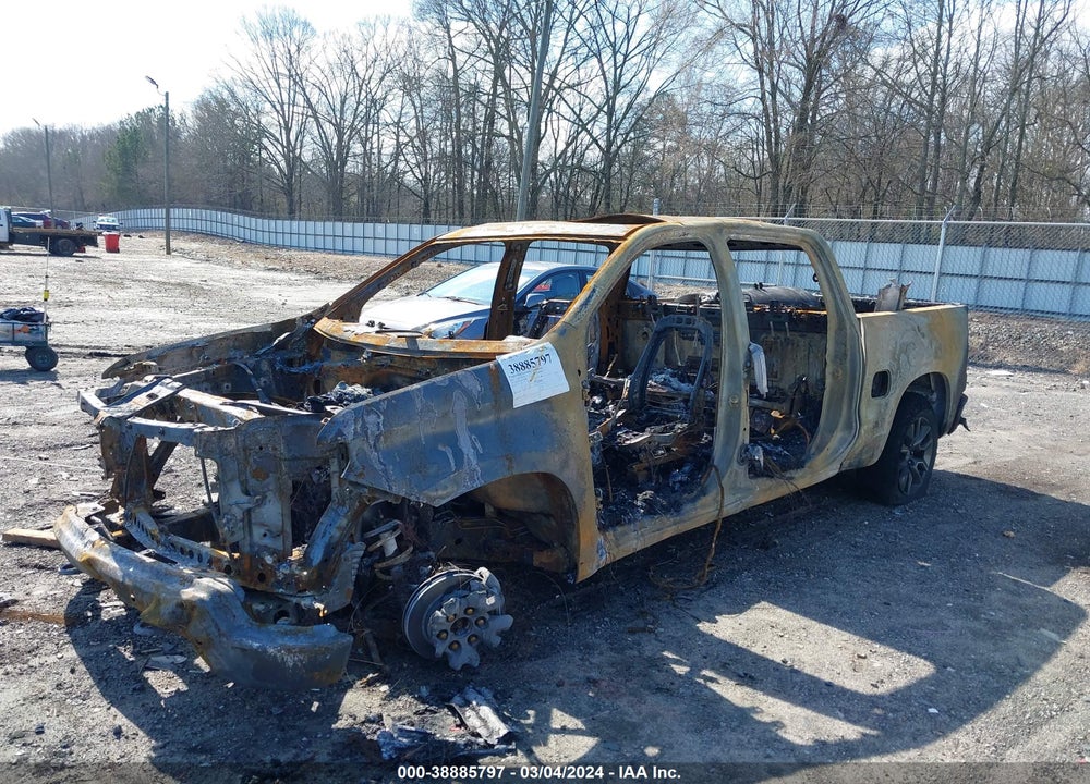 2024 CHEVROLET SILVERADO 1500 4WD SHORT BED RST VIN: 1GCUDEEL2RZ246868