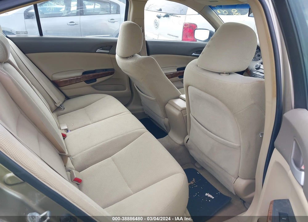 2009 HONDA ACCORD VIN: 1HGCP26749A196557