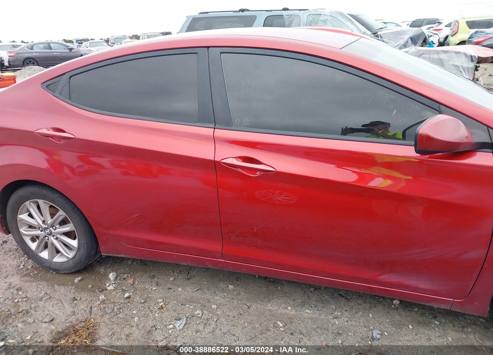 2016 HYUNDAI ELANTRA SE VIN: 5NPDH4AE9GH766558