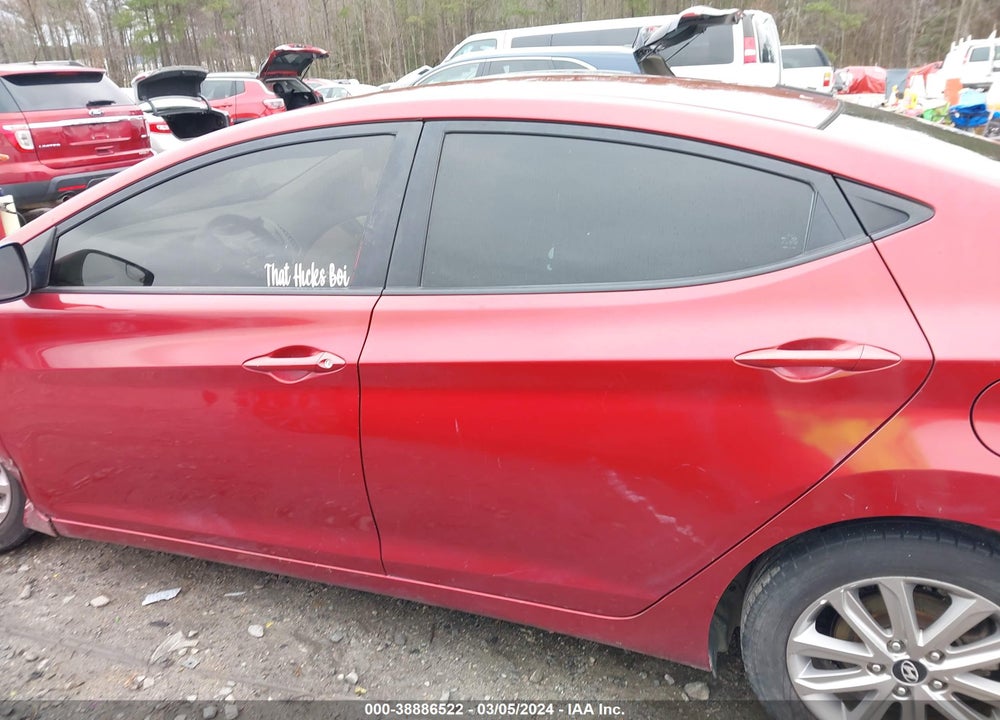 2016 HYUNDAI ELANTRA SE VIN: 5NPDH4AE9GH766558
