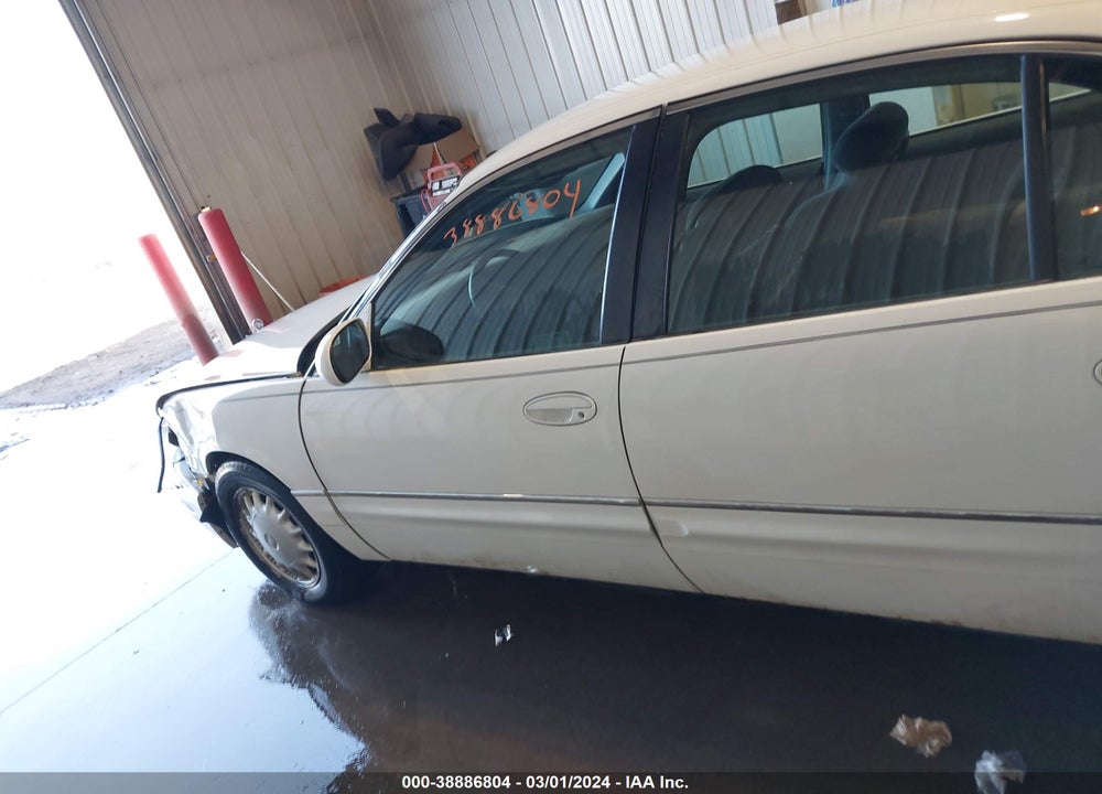 1999 BUICK PARK AVENUE VIN: 1G4CW52K5X4609851