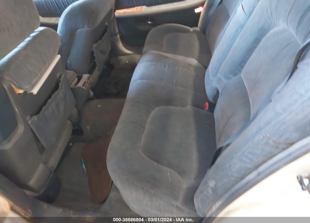 1999 BUICK PARK AVENUE VIN: 1G4CW52K5X4609851