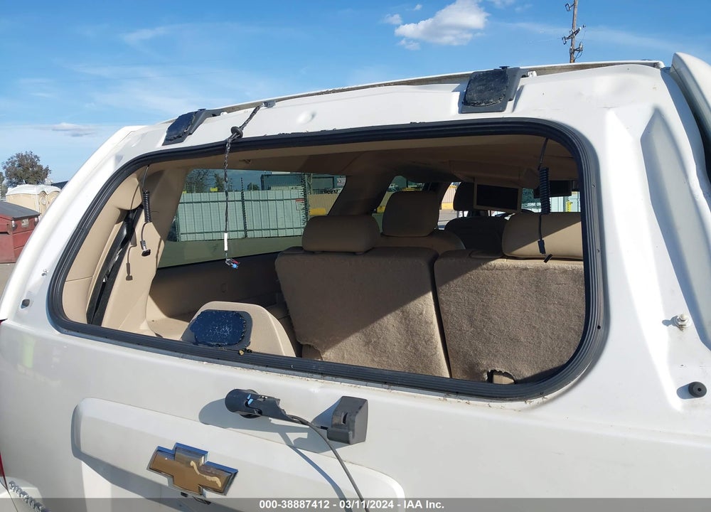 2011 CHEVROLET SUBURBAN 1500 LTZ VIN: 1GNSKKE38BR110799