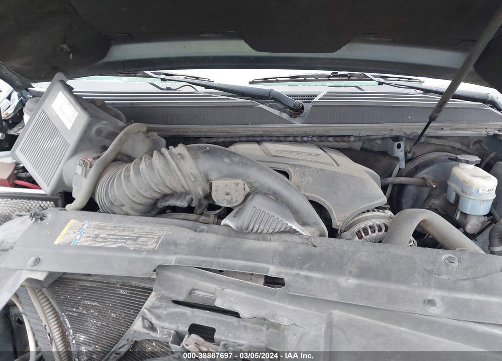 2010 CHEVROLET SUBURBAN 1500 LT1 VIN: 1GNUCJE07AR198989