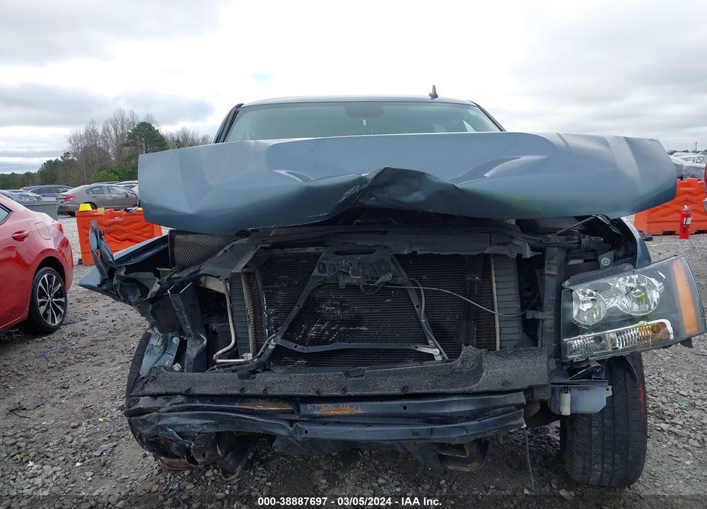 2010 CHEVROLET SUBURBAN 1500 LT1 VIN: 1GNUCJE07AR198989