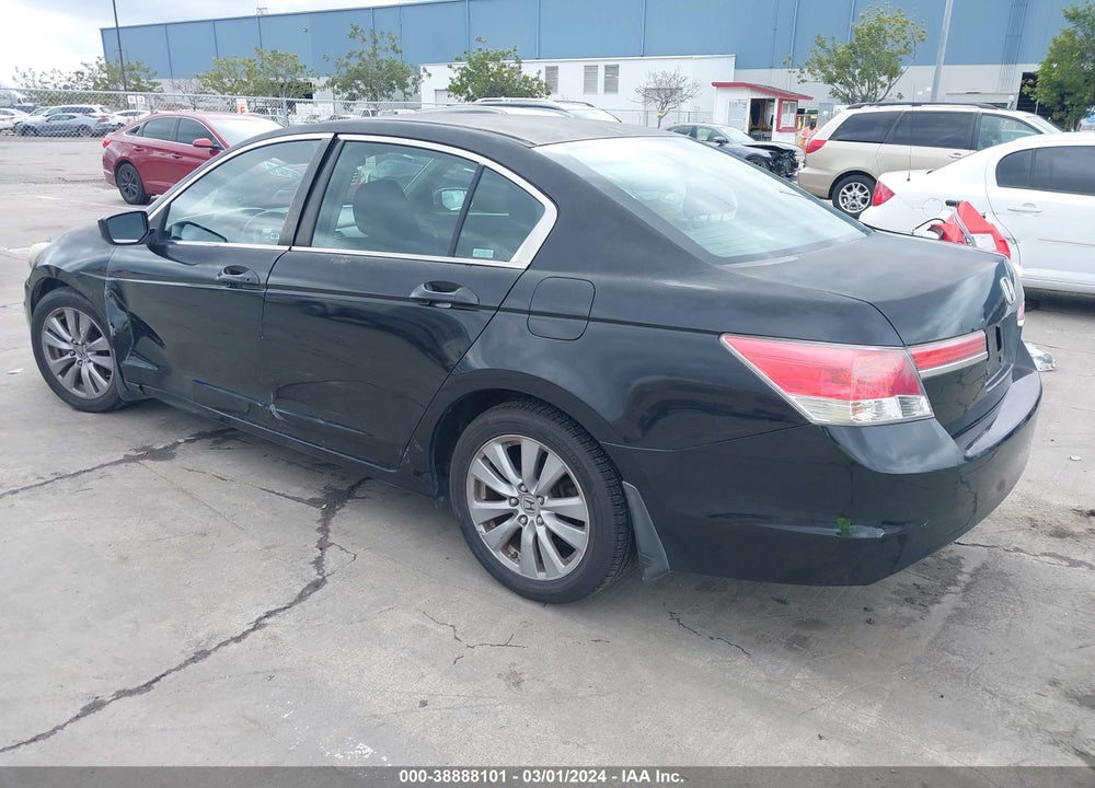 2011 HONDA ACCORD 2.4 EX VIN: 1HGCP2F77BA075785