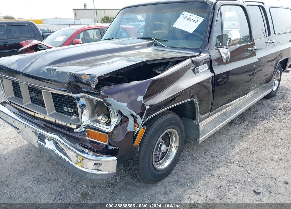 1974 GMC SUBURBAN VIN: TCY164506158