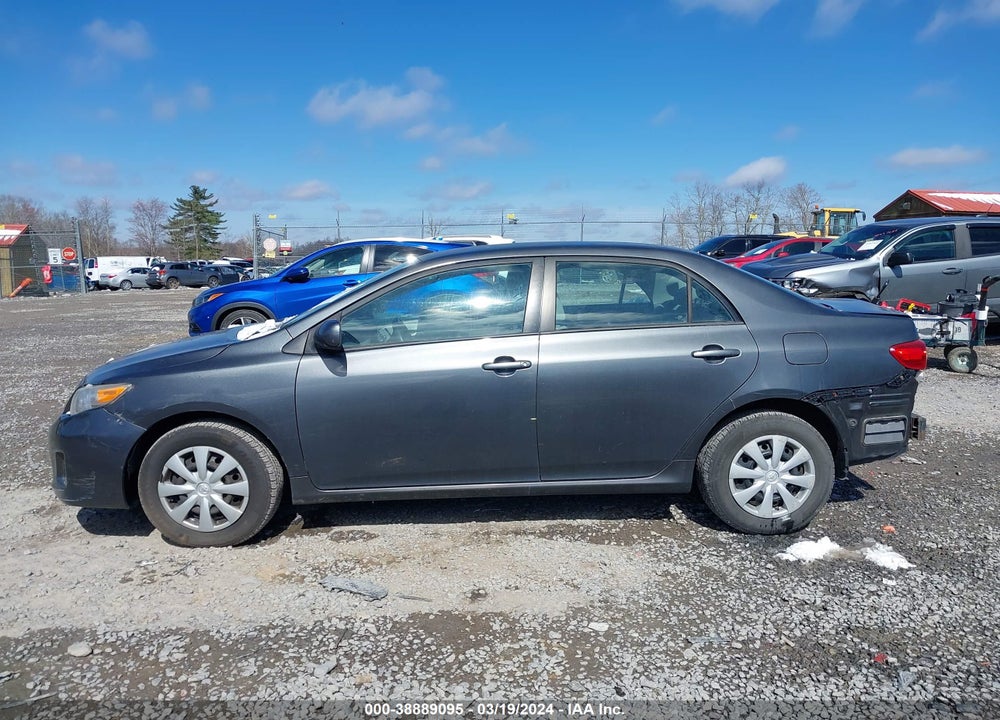2011 TOYOTA COROLLA LE VIN: 2T1BU4EE9BC703100