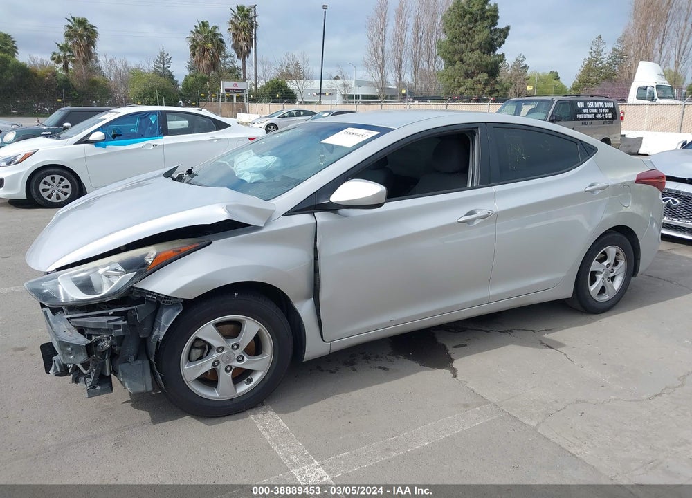 2015 HYUNDAI ELANTRA SE VIN: 5NPDH4AE5FH624576