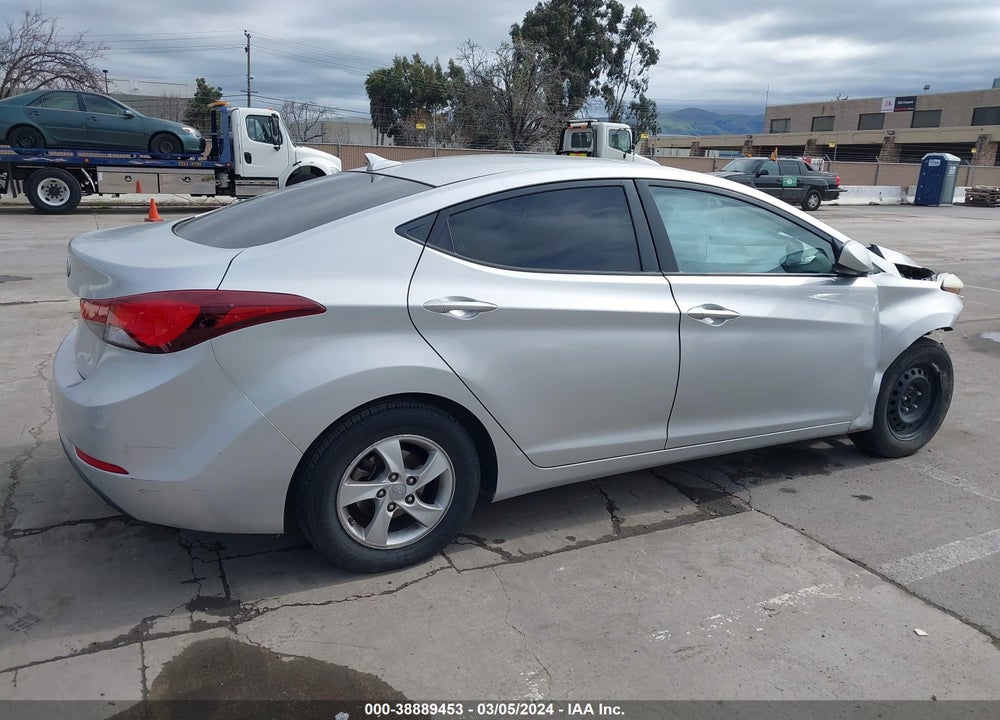 2015 HYUNDAI ELANTRA SE VIN: 5NPDH4AE5FH624576