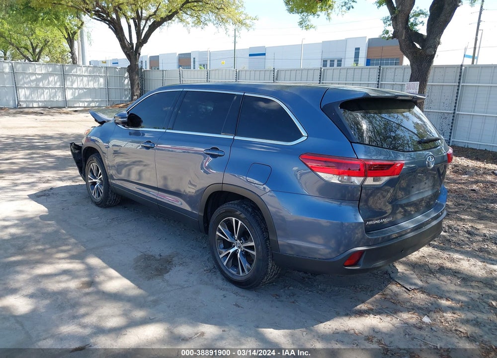 2019 TOYOTA HIGHLANDER LE VIN: 5TDZARFH0KS049849