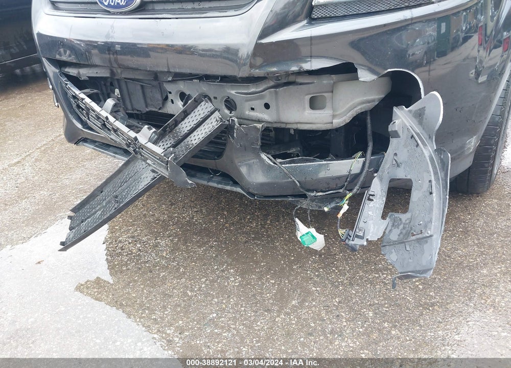 2015 FORD ESCAPE S VIN: 1FMCU0F78FUA02405