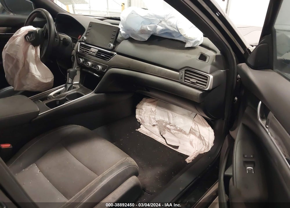 2018 HONDA ACCORD SPORT VIN: 1HGCV1F32JA003632
