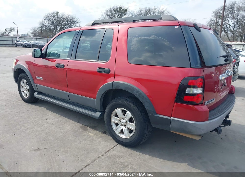 2006 FORD EXPLORER XLT VIN: 1FMEU73E86UB35279