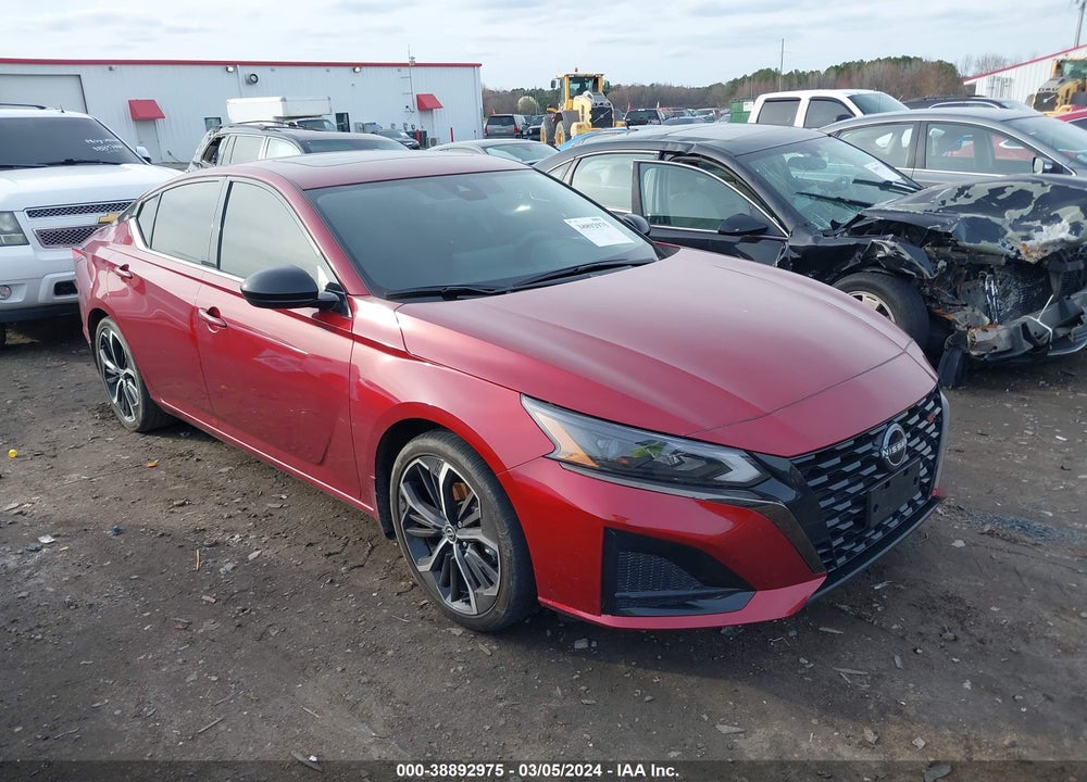 2023 NISSAN ALTIMA SR FWD VIN: 1N4BL4CV7PN311166
