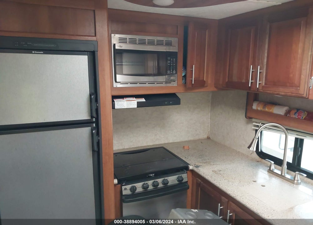2017 FOREST RIVER TRACER TRAVEL TRAILER VIN: 5ZT2TRWB6HB512227