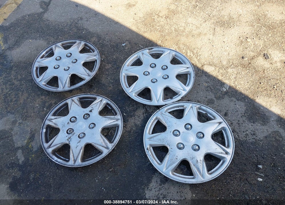 2006 SCION XB VIN: JTLKT324564080953