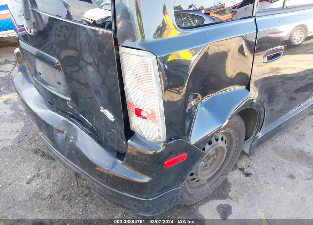 2006 SCION XB VIN: JTLKT324564080953