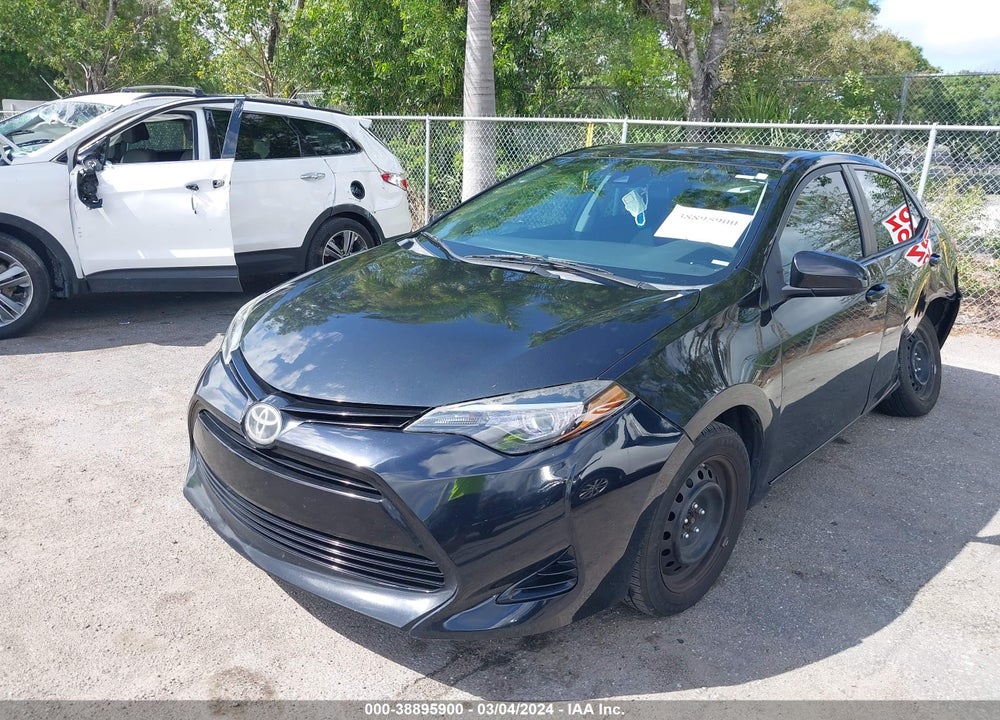 2017 TOYOTA COROLLA LE VIN: 2T1BURHE2HC814105