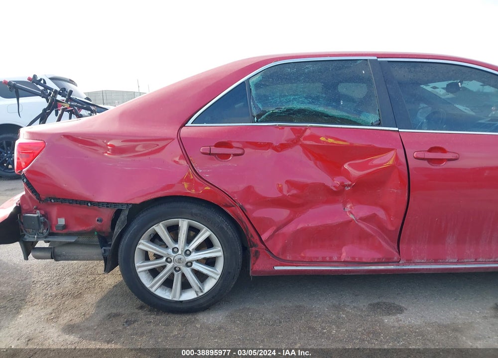 2014 TOYOTA CAMRY HYBRID XLE VIN: 4T1BD1FKXEU136532