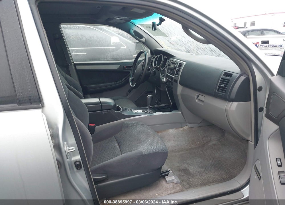 2005 TOYOTA 4RUNNER SR5 SPORT V6 VIN: JTEBU14R158040135
