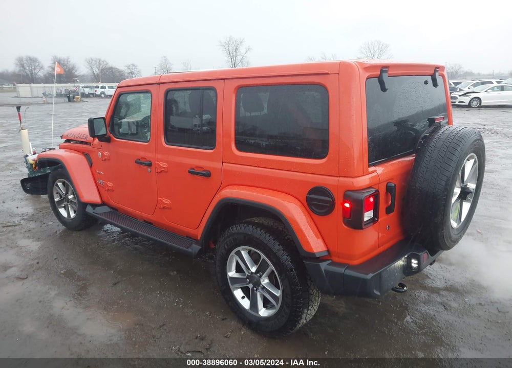 2020 JEEP WRANGLER UNLIMITED SAHARA VIN: 1C4HJXEN0LW221208