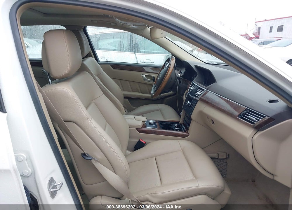 2013 MERCEDES-BENZ E 350 4MATIC VIN: WDDHF8JB0DA744056