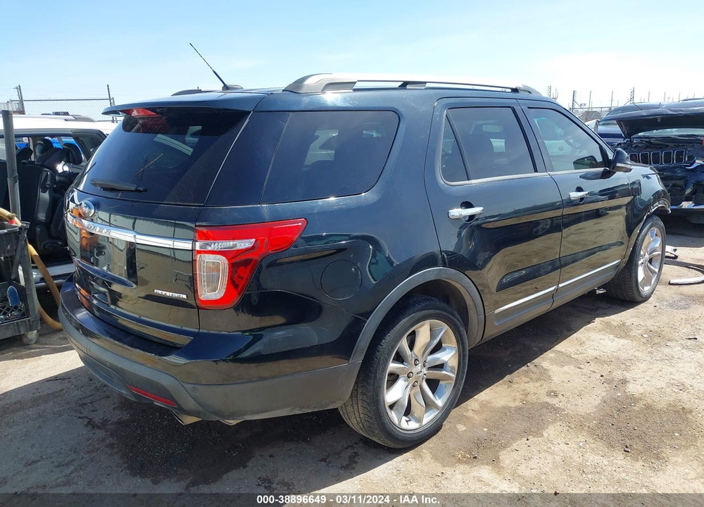 2014 FORD EXPLORER XLT VIN: 1FM5K7D82EGA90044