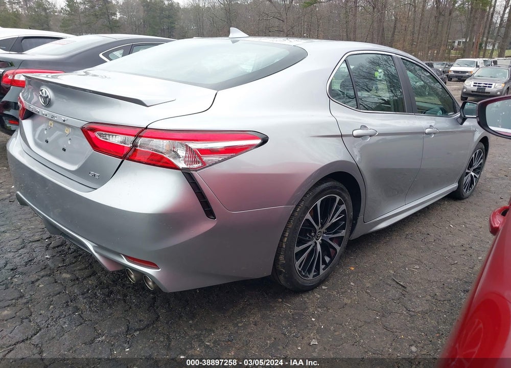 2020 TOYOTA CAMRY SE VIN: 4T1G11AK1LU975925
