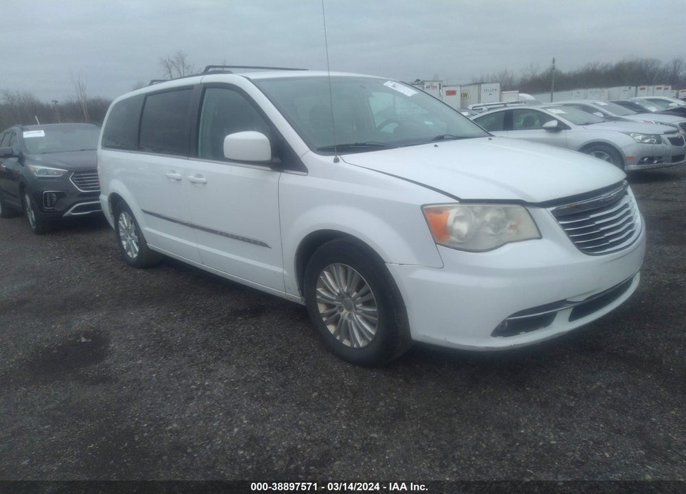 2014 CHRYSLER TOWN & COUNTRY TOURING VIN: 2C4RC1BG5ER158555