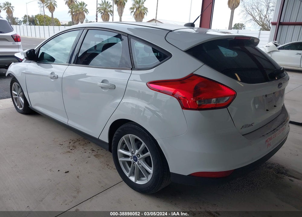 2018 FORD FOCUS SE VIN: 1FADP3K29JL261131