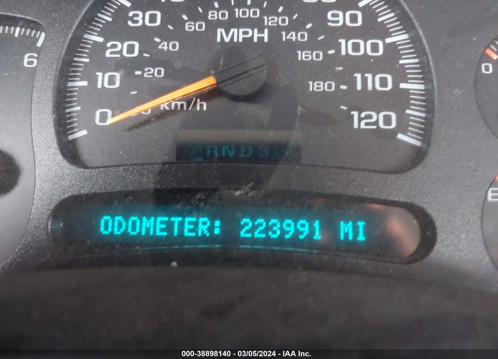 2005 CHEVROLET SILVERADO 1500 LS VIN: 2GCEK19B051345924